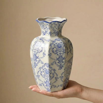 Vase décoratif en céramique bleue et blanche – Décoration intérieure moderne