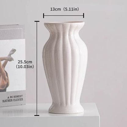 Vase décoratif en céramique blanche – Collection nordique minimaliste et élégante