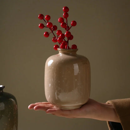 Vase décoratif en céramique – Design épuré et format compact contemporain