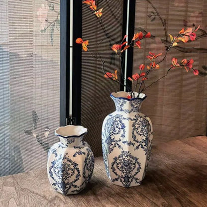 Vase décoratif en céramique – Porcelaine bleue et blanche au style raffiné