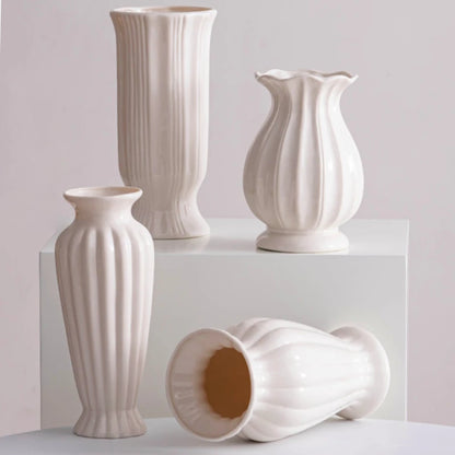 Vase décoratif en céramique blanche – Collection nordique minimaliste et élégante