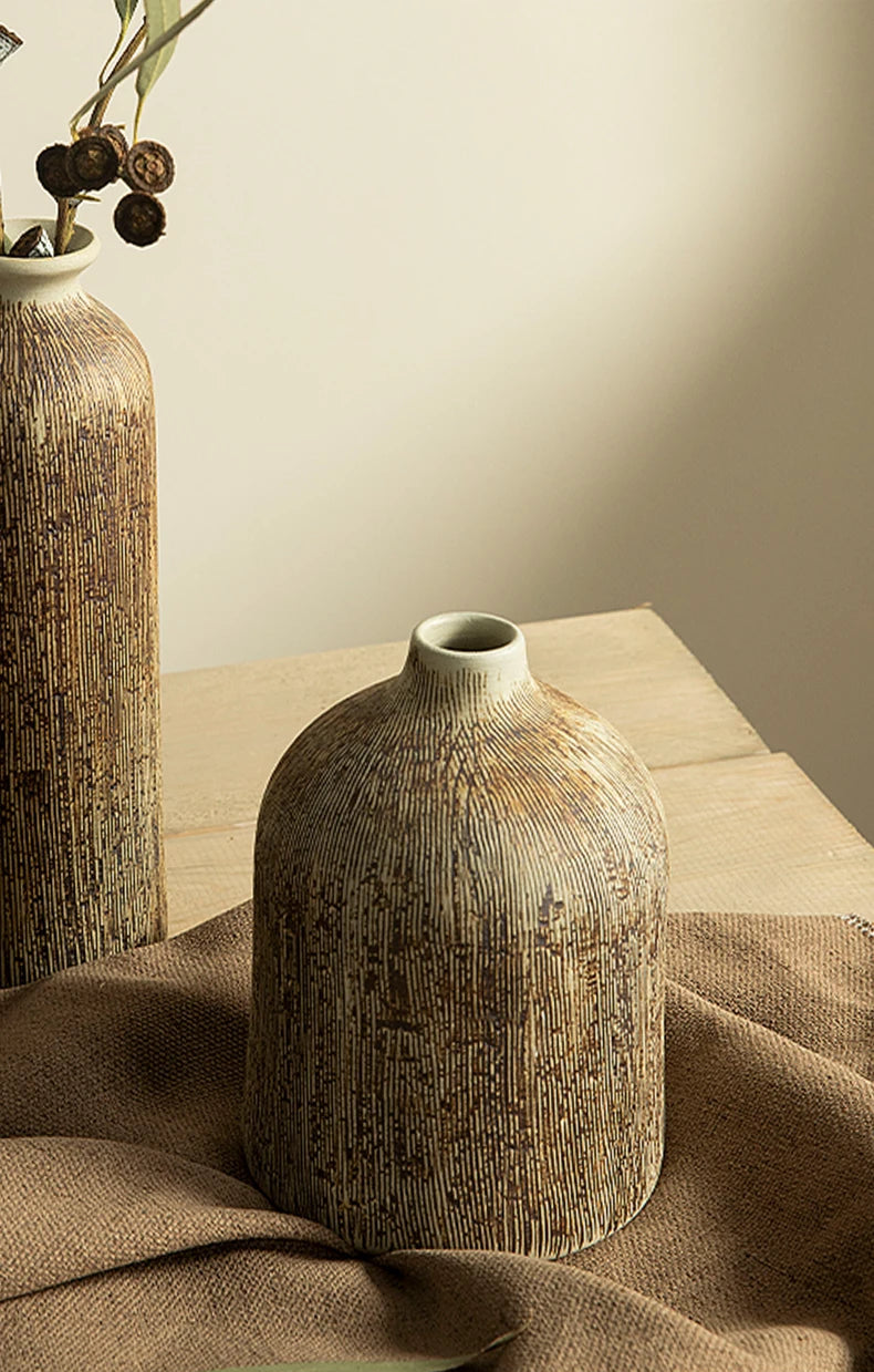 Vase décoratif en céramique et porcelaine – Inspiration chinoise traditionnelle et élégance contemporaine