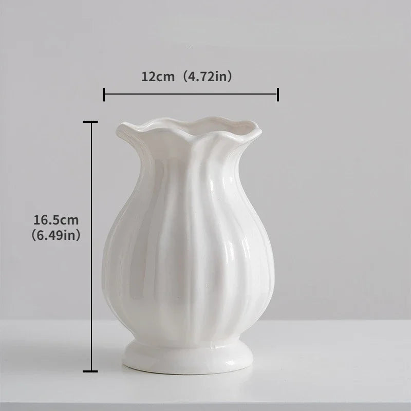 Vase décoratif en céramique blanche – Collection nordique minimaliste et élégante